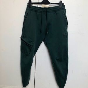 Puma joggers (M)
